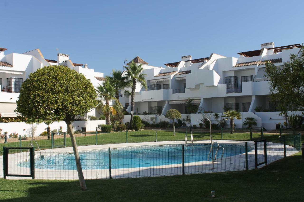 Apartamento En Urbanizacion Hacienda Golf Islantilla Isla Cristina Ngoại thất bức ảnh